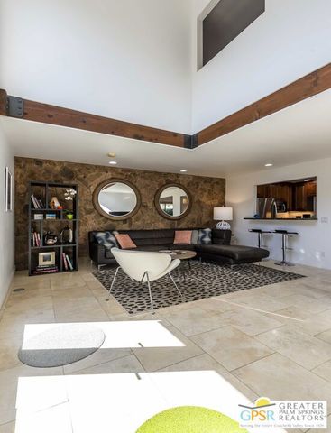 400 N Avenida Caballeros 11, Palm Springs, CA 92262
