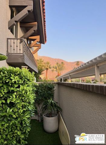 400 N Avenida Caballeros 11, Palm Springs, CA 92262