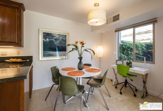 400 N Avenida Caballeros 11, Palm Springs, CA 92262