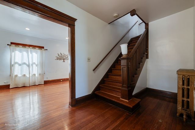 400 S 1ST Avenue, Maywood, IL 60153