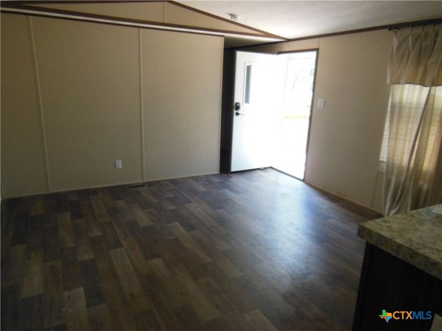 127 Quail Run Street, Canyon Lake, TX 78133