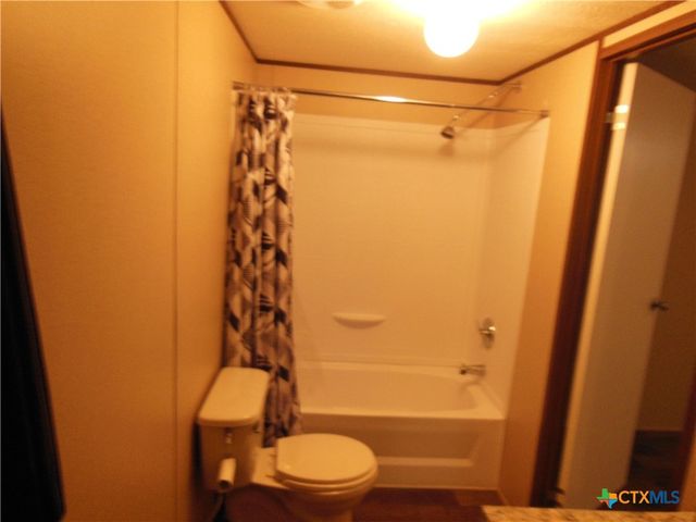 127 Quail Run Street, Canyon Lake, TX 78133