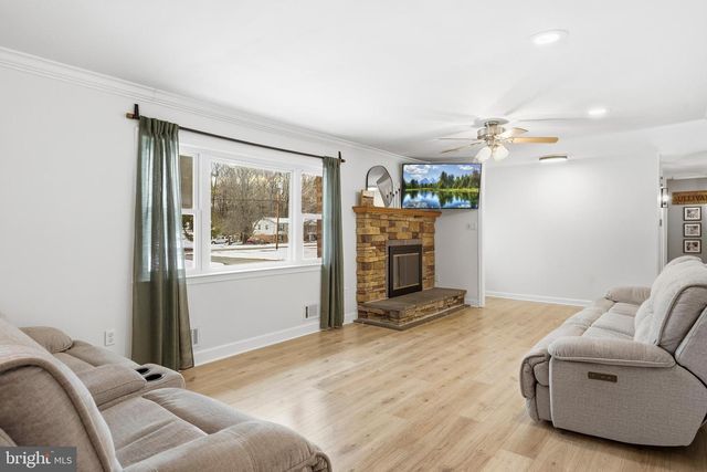 4030 RAVINE DR, White Plains, MD 20695