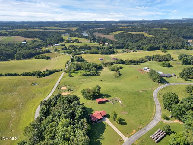 902 South Mill Road, Greeneville, TN 37743