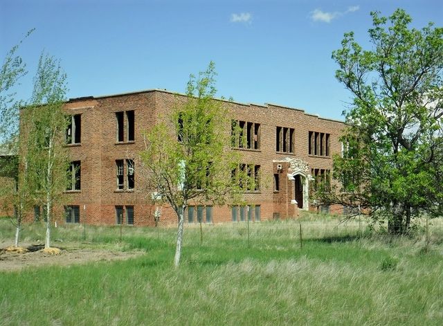1250 Sierra Road E, Helena, MT 59602