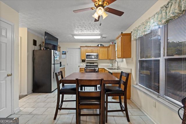 8405 Somerton Circle, Douglasville, GA 30134