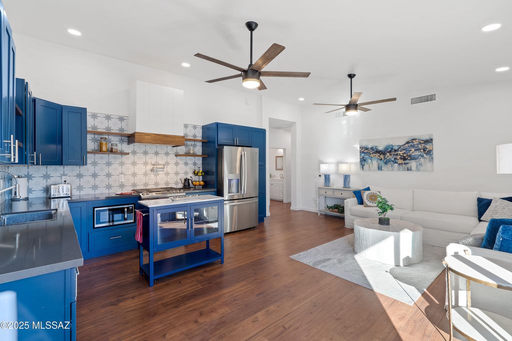 1415 E Seneca Street, Tucson, AZ 85719