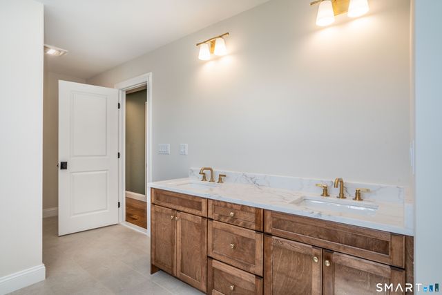 953 High Road, Berlin, CT 06037