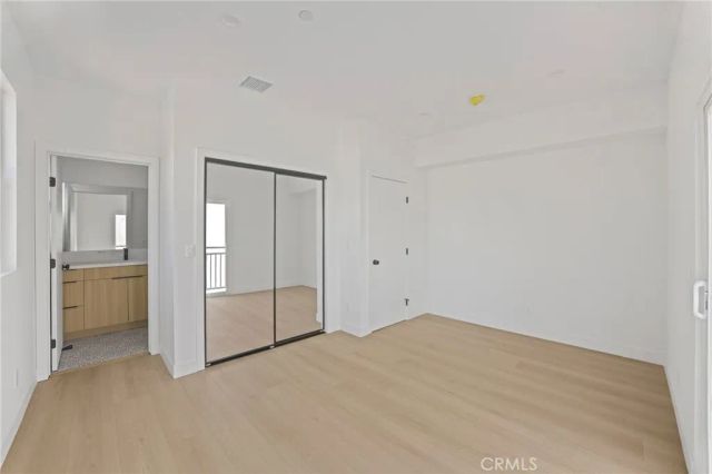4511 Rosewood Avenue, Los Angeles, CA 90004