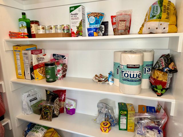 35 E WATER LN, Vineyard, UT 84059