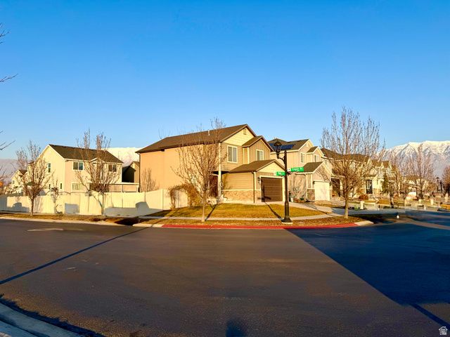 35 E WATER LN, Vineyard, UT 84059