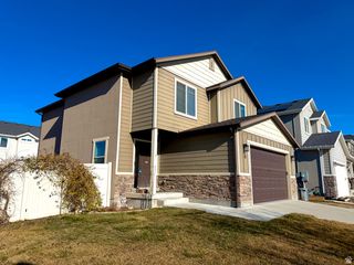 35 E WATER LN, Vineyard, UT 84059