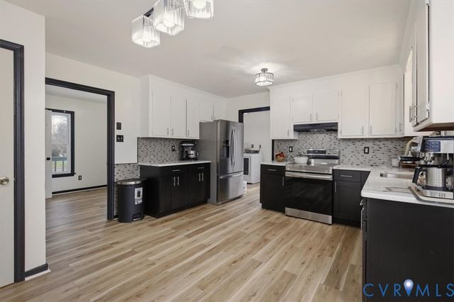 5325 White Pickett Ln, North Chesterfield, VA 23237