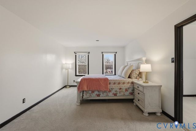 5325 White Pickett Ln, North Chesterfield, VA 23237