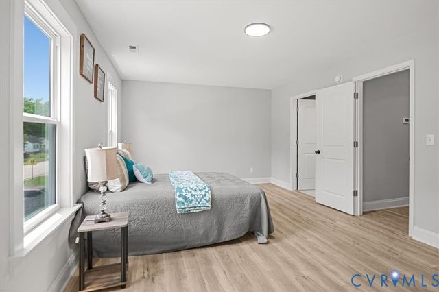 5325 White Pickett Ln, North Chesterfield, VA 23237