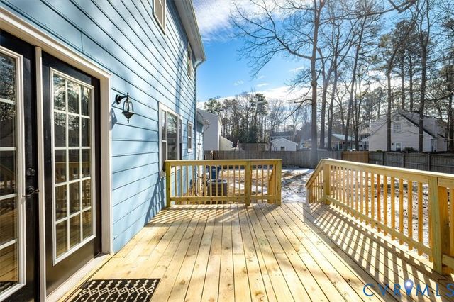 5325 White Pickett Ln, North Chesterfield, VA 23237