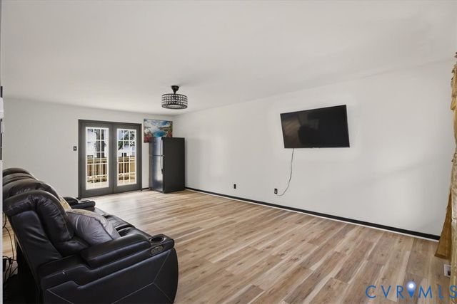 5325 White Pickett Ln, North Chesterfield, VA 23237