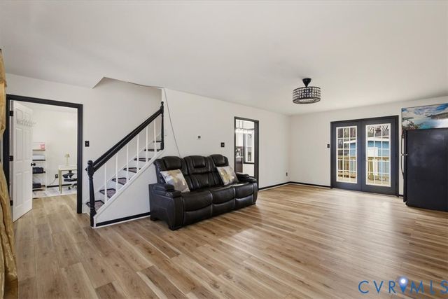 5325 White Pickett Ln, North Chesterfield, VA 23237