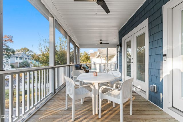 230 NE 36th Street, Oak Island, NC 28465