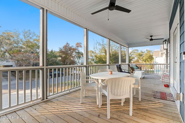 230 NE 36th Street, Oak Island, NC 28465