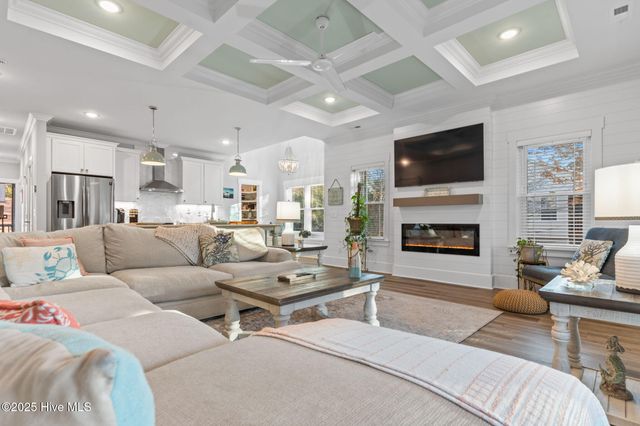 230 NE 36th Street, Oak Island, NC 28465