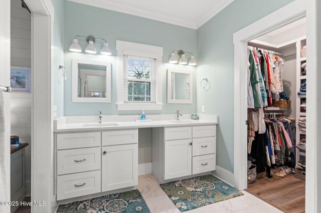 230 NE 36th Street, Oak Island, NC 28465