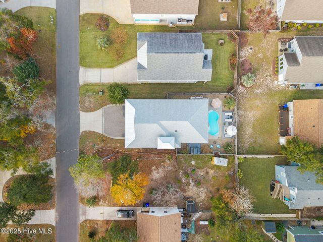 230 NE 36th Street, Oak Island, NC 28465