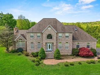 20 Goshen Road, Chester, NY 10918