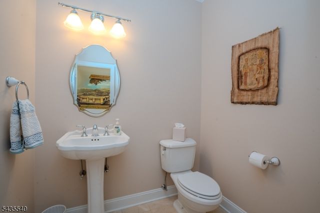 44 Titus Rd, Montgomery Twp., NJ 08558