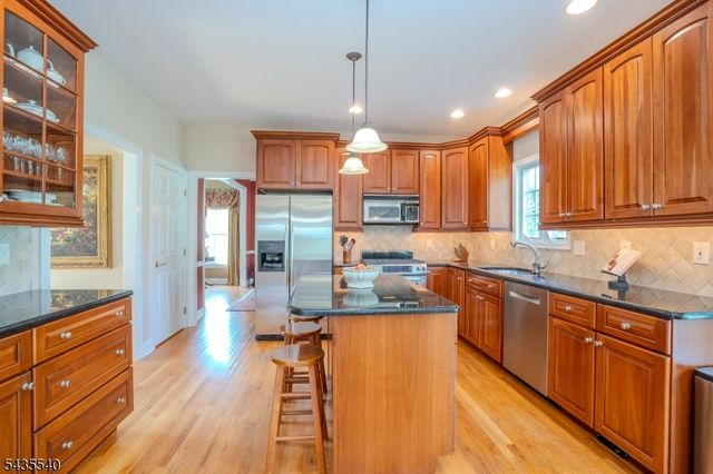44 Titus Rd, Montgomery Twp., NJ 08558