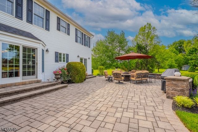 44 Titus Rd, Montgomery Twp., NJ 08558