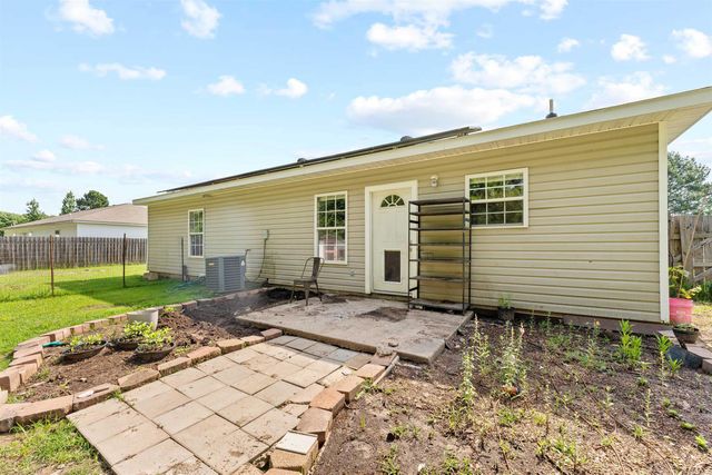 205 Glenn Oaks Drive, Benton, AR 72015