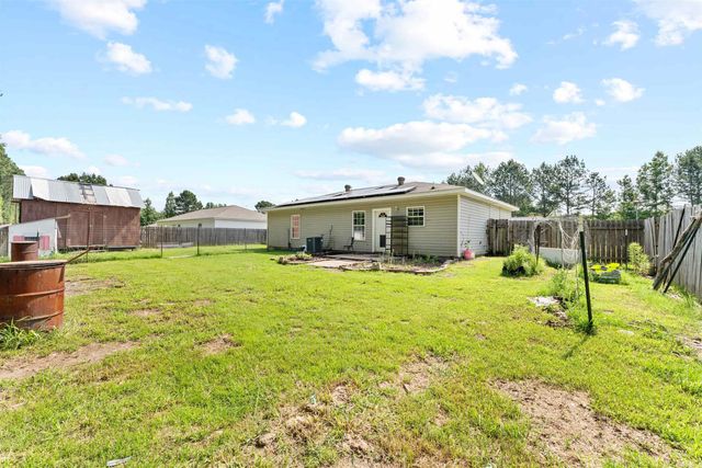 205 Glenn Oaks Drive, Benton, AR 72015