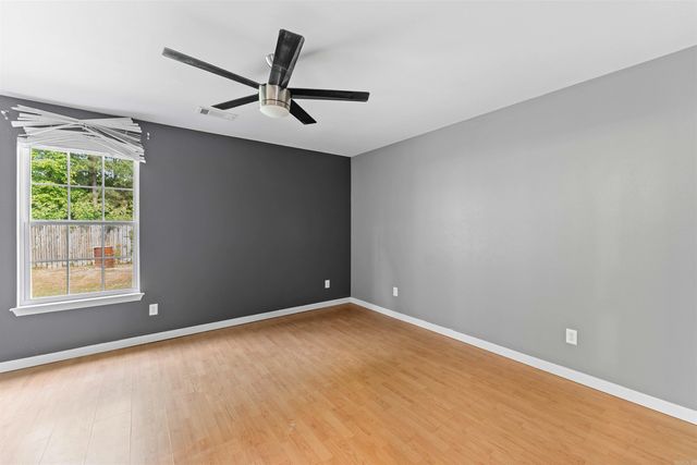 205 Glenn Oaks Drive, Benton, AR 72015