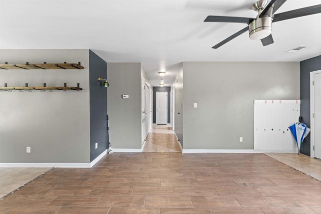 205 Glenn Oaks Drive, Benton, AR 72015