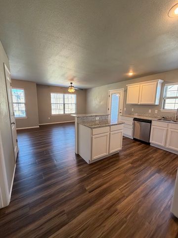 2787 W Blackstone, Fayetteville, AR 72704