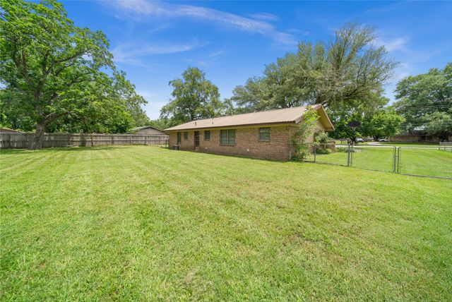 6753 Murphy Street, Murchison, TX 75778