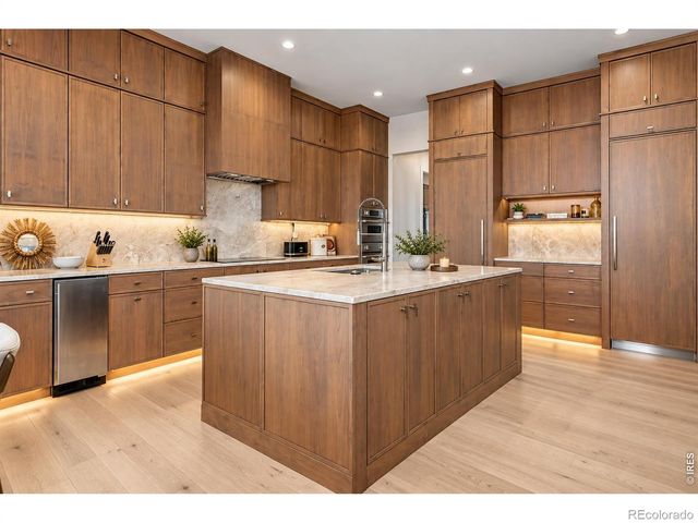 1722 Fire Glow Drive, Windsor, CO 80550