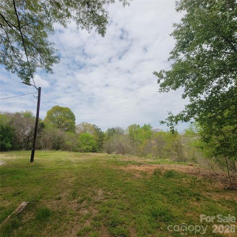230 Walnut Street, Belmont, NC 28012