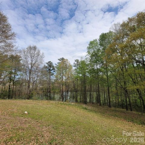 230 Walnut Street, Belmont, NC 28012