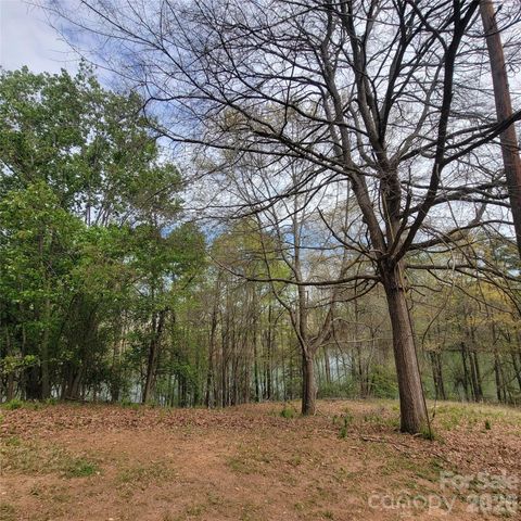 230 Walnut Street, Belmont, NC 28012