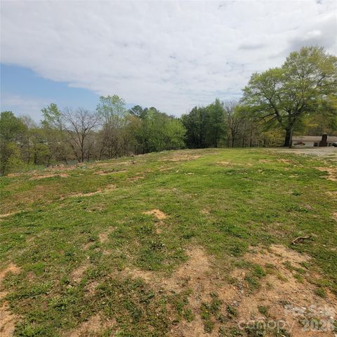 230 Walnut Street, Belmont, NC 28012