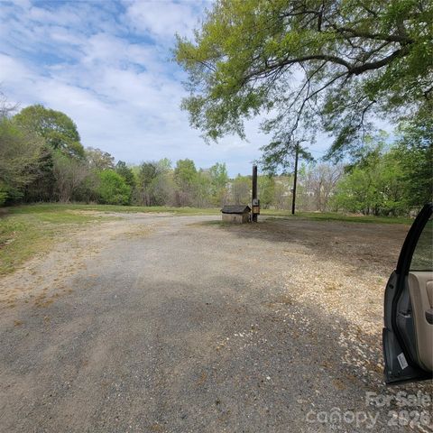 230 Walnut Street, Belmont, NC 28012