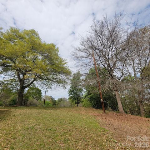 230 Walnut Street, Belmont, NC 28012