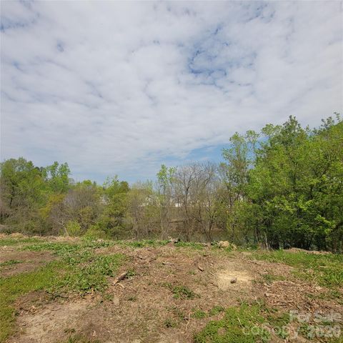 230 Walnut Street, Belmont, NC 28012
