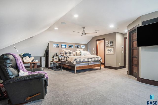 8800 N Kiwanis Ave Avenue, Sioux Falls, SD 57107