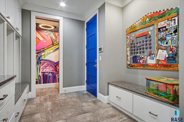 8800 N Kiwanis Ave Avenue, Sioux Falls, SD 57107