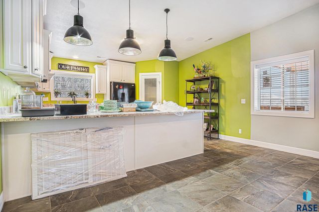 8800 N Kiwanis Ave Avenue, Sioux Falls, SD 57107