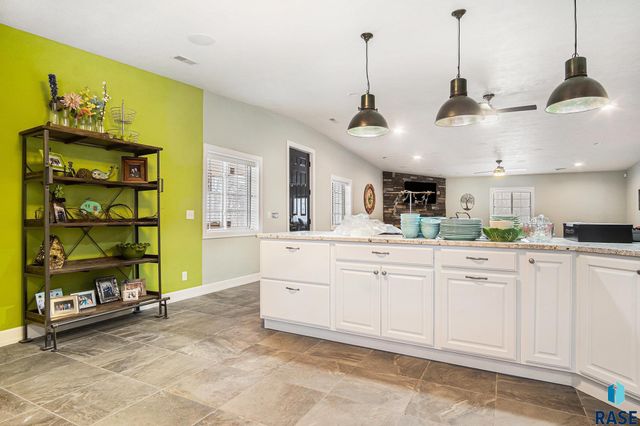 8800 N Kiwanis Ave Avenue, Sioux Falls, SD 57107