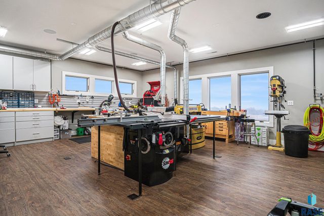 8800 N Kiwanis Ave Avenue, Sioux Falls, SD 57107